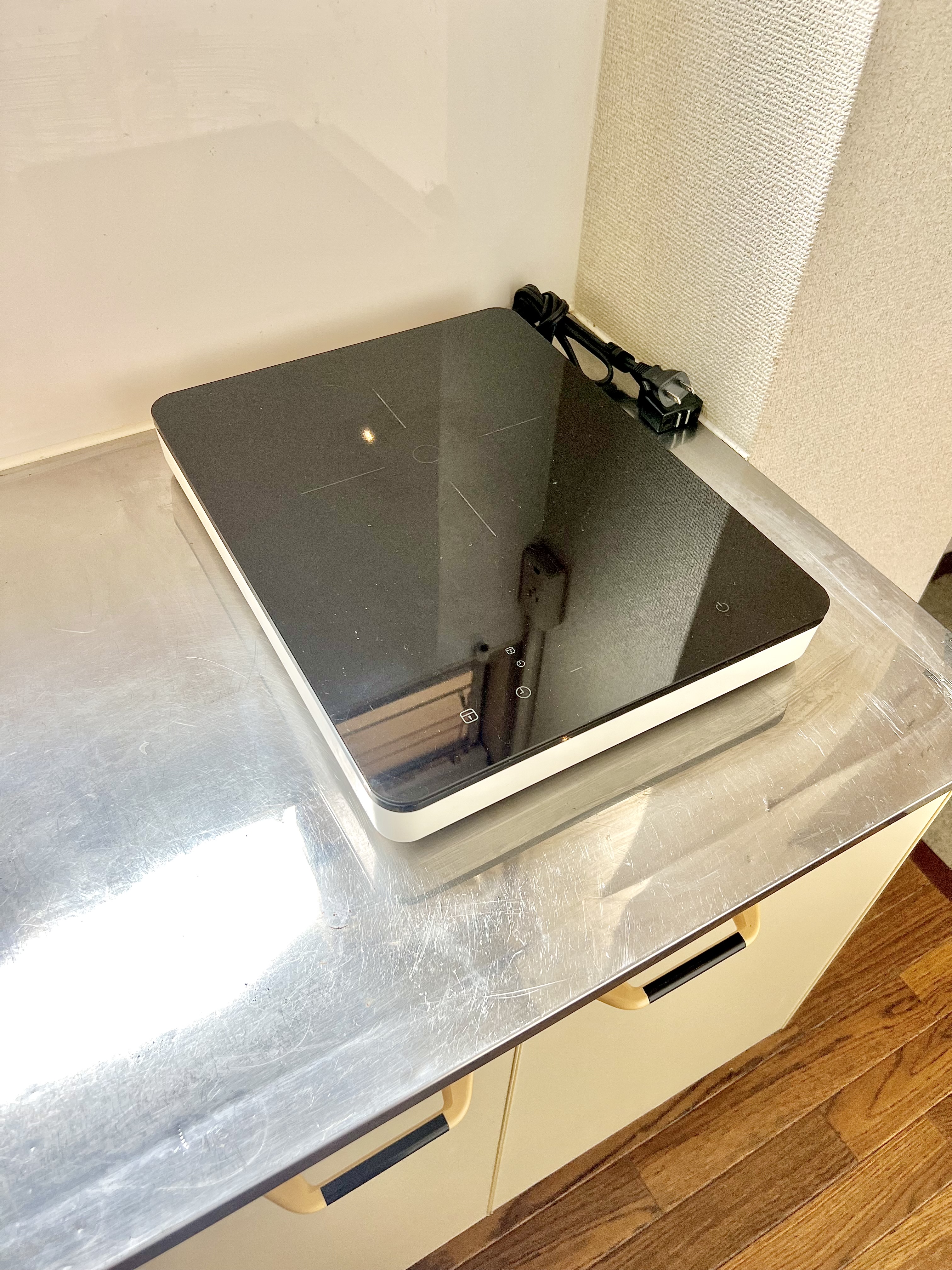 215号室のIHコンロ